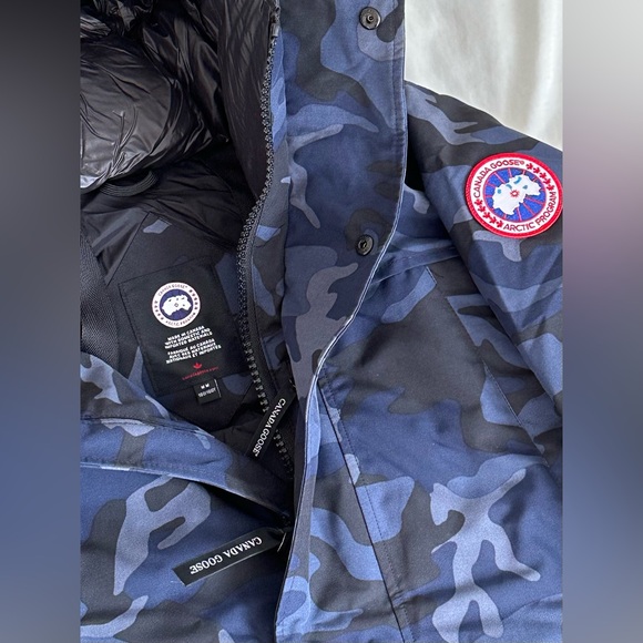 [Canada Goose Blue Military-Style Jacket] - Picture 3 of 3
